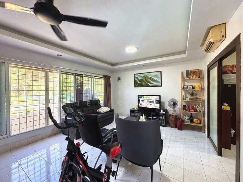 Condominium for Sale at Greenlane Park - Jen Choo - Living Room - PropertyGuru.com.my