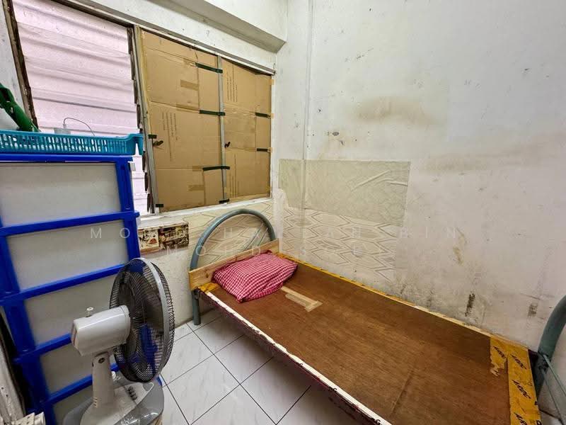 Pangsapuri untuk Dijual di Taman Bunga Negara - Mohd Hazlan bin Mohd Sopi - Bedroom - PropertyGuru.com.my
