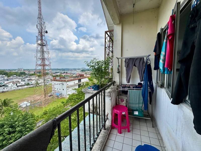 Pangsapuri untuk Dijual di Taman Bunga Negara - Mohd Hazlan bin Mohd Sopi - Balcony - PropertyGuru.com.my
