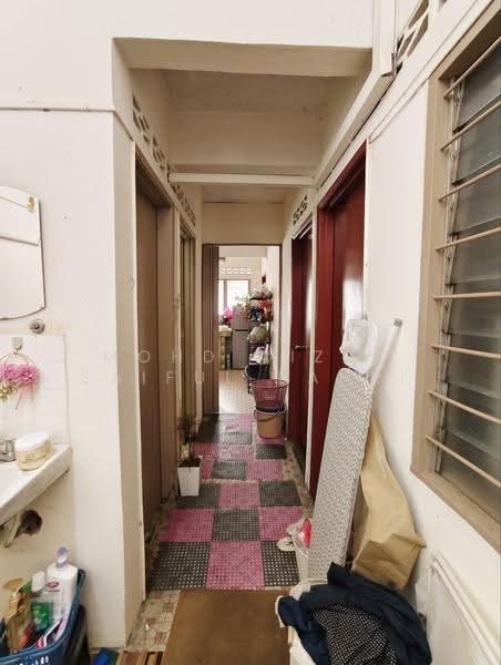 Rumah Teres 1-Tingkat untuk Dijual di Seksyen 51a (Petaling Jaya) - Mohd Aizat Saiful Bahri - Corridor - PropertyGuru.com.my