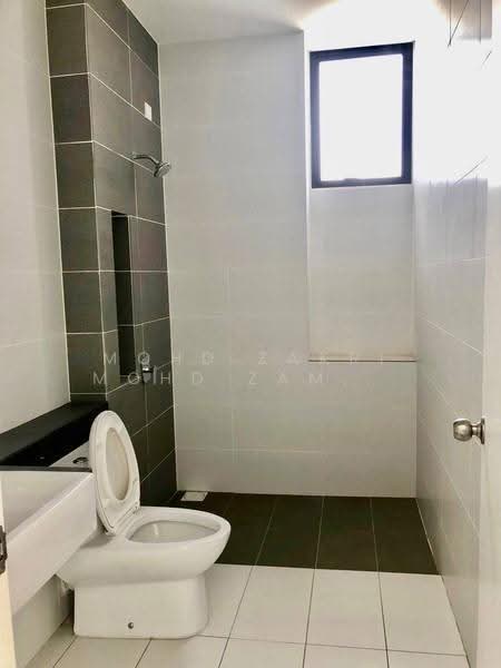 Cluster House for Sale in Eco Majestic (Semenyih) - Mohd Zakri Mohd Zamberi - Bathroom - PropertyGuru.com.my