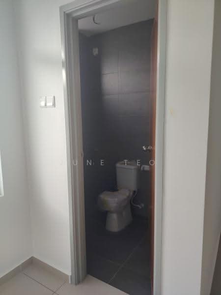 2-storey Terraced House for Rent in Taman Bestari Indah (Ulu Tiram) - June Teo - Bathroom - PropertyGuru.com.my