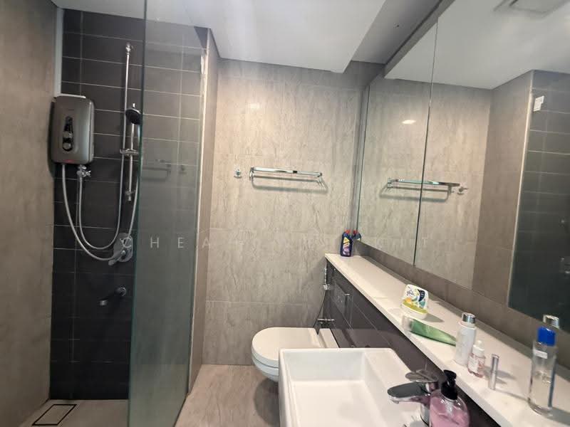 Service Residence for Sale at Cantara Residences - Cheah Wei Kit - Bathroom - PropertyGuru.com.my