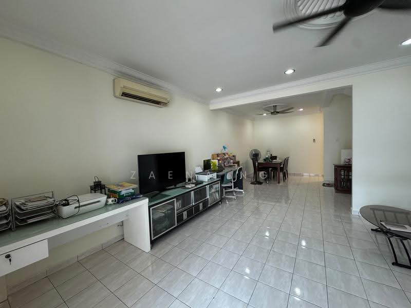 Rumah Teres 2-Tingkat untuk Dijual di Bandar Bukit Tinggi 2 (Klang) - Zaena Ng - Living Room - PropertyGuru.com.my