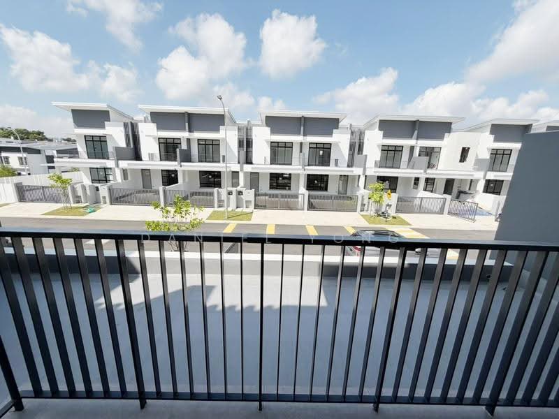 Rumah Teres 2-Tingkat untuk Dijual di Taman Ponderosa (Johor Bahru) - Daniel Yong - Exterior - PropertyGuru.com.my