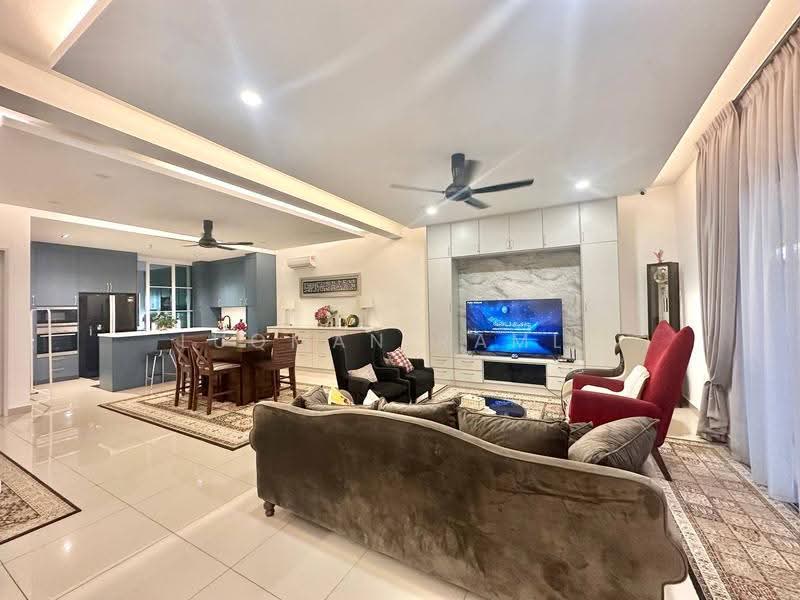 2-storey Terraced House for Sale in Cyberjaya (Selangor) - Luqman Ramli - Living Room - PropertyGuru.com.my