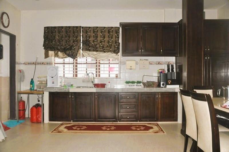 Rumah Teres 2-Tingkat untuk Dijual di Ukay Perdana (Ulu Kelang) - Adibah Salim - Kitchen - PropertyGuru.com.my