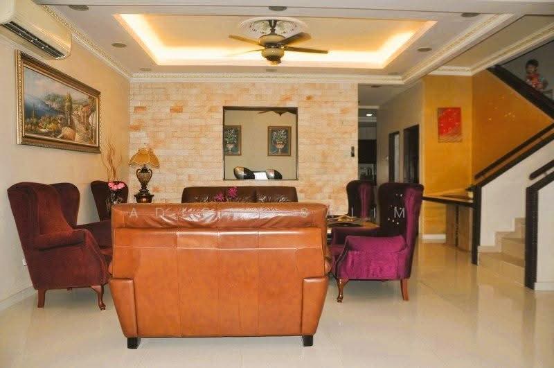 Rumah Teres 2-Tingkat untuk Dijual di Ukay Perdana (Ulu Kelang) - Adibah Salim - Living Room - PropertyGuru.com.my