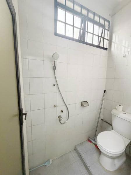 2-storey Terraced House for Sale in Taman Skudai Baru (Skudai) - Finn Aw - Bathroom - PropertyGuru.com.my
