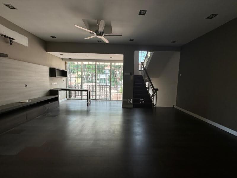 3-storey Terraced House for Sale in Tanjung Bungah (Penang) - Max Ng - Living Room - PropertyGuru.com.my