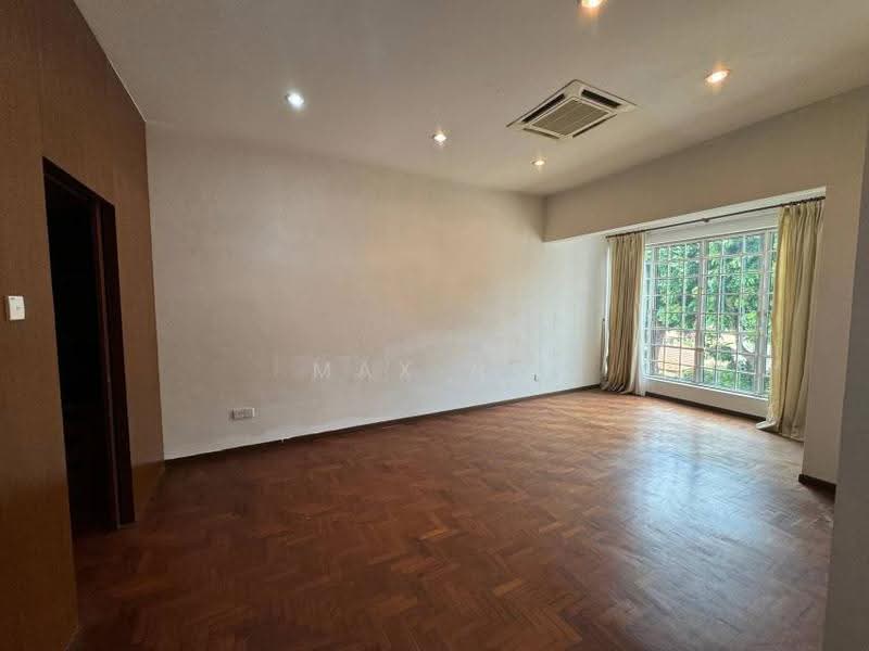 3-storey Terraced House for Sale in Tanjung Bungah (Penang) - Max Ng - Living Room - PropertyGuru.com.my