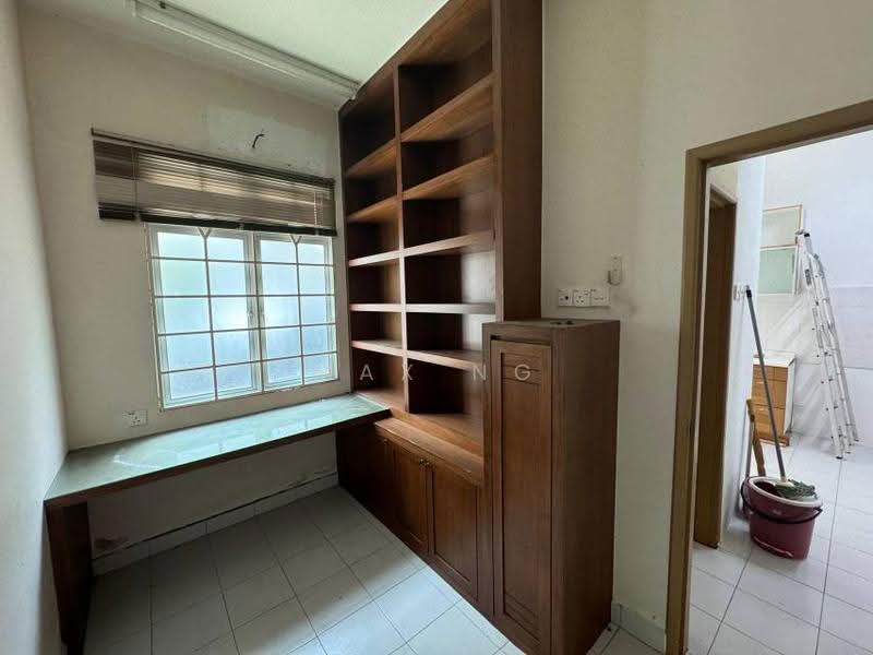 3-storey Terraced House for Sale in Tanjung Bungah (Penang) - Max Ng - Study - PropertyGuru.com.my