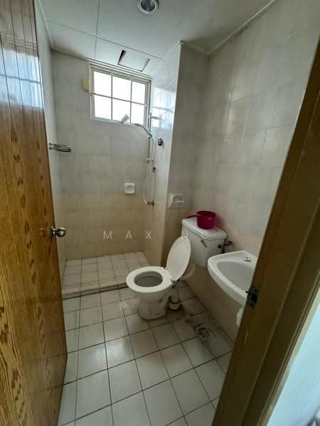 3-storey Terraced House for Sale in Tanjung Bungah (Penang) - Max Ng - Bathroom - PropertyGuru.com.my