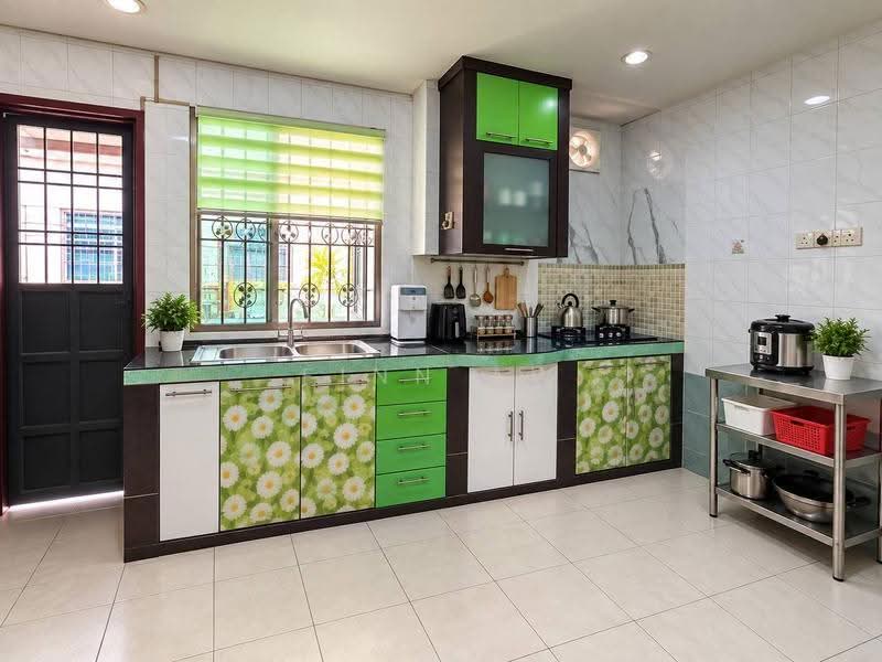 Rumah Teres 2-Tingkat untuk Dijual di Taman Skudai Indah (Skudai) - Finn Aw - Kitchen - PropertyGuru.com.my