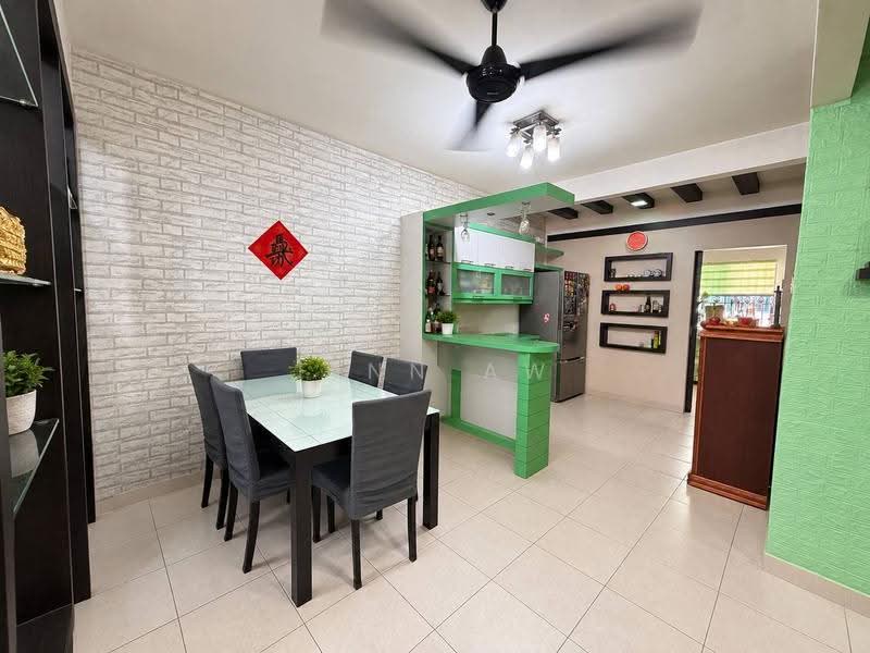 Rumah Teres 2-Tingkat untuk Dijual di Taman Skudai Indah (Skudai) - Finn Aw - Dining Room - PropertyGuru.com.my