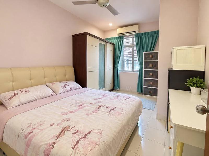 Rumah Teres 2-Tingkat untuk Dijual di Taman Skudai Indah (Skudai) - Finn Aw - Bedroom - PropertyGuru.com.my