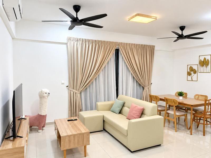 Kondominium untuk Disewa di Ideal Residency - Ben Liau - Living Room - PropertyGuru.com.my