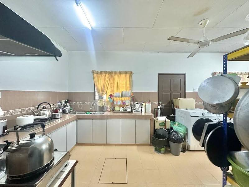 Rumah Teres untuk Dijual di Taman Rakan (Kajang) - Luqman Ramli - Kitchen - PropertyGuru.com.my