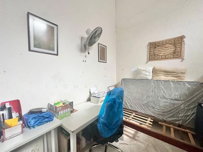 Rumah Teres untuk Dijual di Taman Rakan (Kajang) - Luqman Ramli - Study - PropertyGuru.com.my