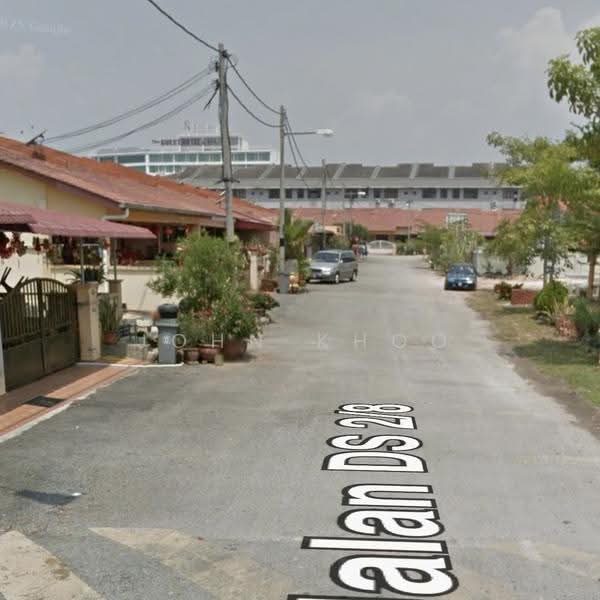 Rumah Teres untuk Dijual di Bandar Dataran Segar (Lukut) - John Khoo - Exterior - PropertyGuru.com.my