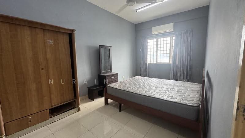 Condominium for Sale at Juta Mines - Nurain Rosman - Master Bedroom - PropertyGuru.com.my