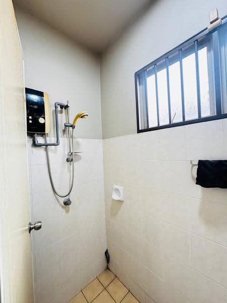 2-storey Terraced House for Sale in Seksyen 5 (Kota Damansara) - Muhd Khairulnawawi Kamaruddin - Bathroom - PropertyGuru.com.my