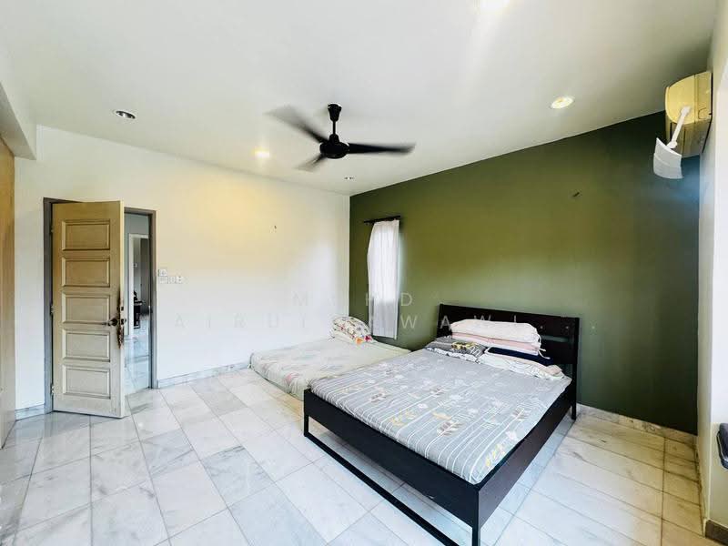 2-storey Terraced House for Sale in Seksyen 5 (Kota Damansara) - Muhd Khairulnawawi Kamaruddin - Bedroom - PropertyGuru.com.my