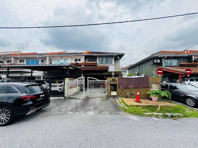 2-storey Terraced House for Sale in Seksyen 5 (Kota Damansara) - Muhd Khairulnawawi Kamaruddin - Exterior - PropertyGuru.com.my