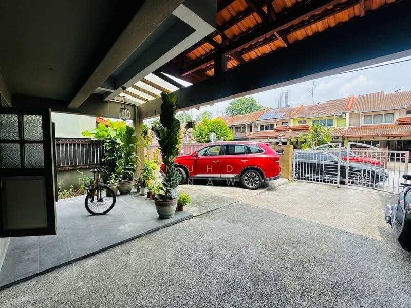 2-storey Terraced House for Sale in Seksyen 5 (Kota Damansara) - Muhd Khairulnawawi Kamaruddin - Exterior - PropertyGuru.com.my