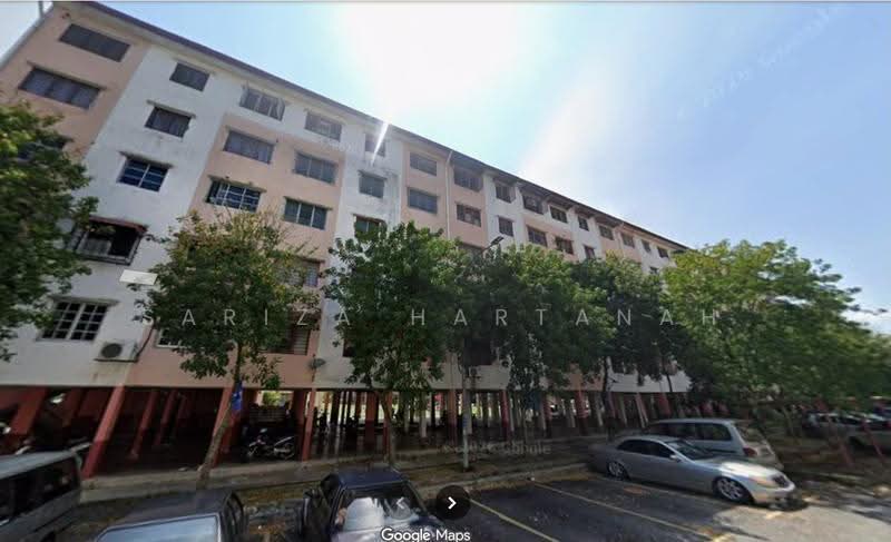 Rumah Flat untuk Dijual di Flat PKNS Section 7 - Sariza Hartanah - Exterior - PropertyGuru.com.my