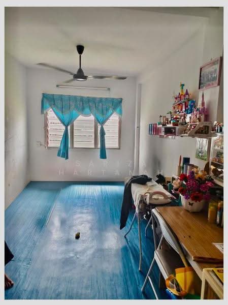 Rumah Flat untuk Dijual di Flat PKNS Section 7 - Sariza Hartanah - Interior - PropertyGuru.com.my