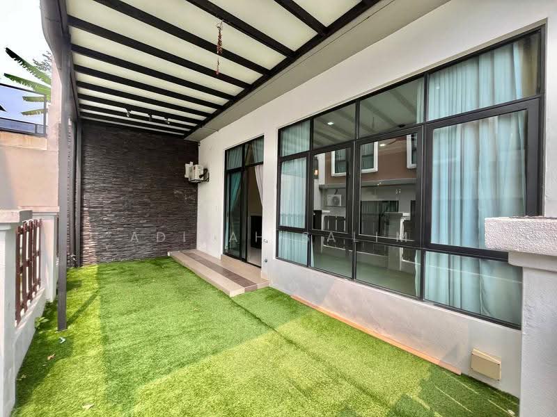 Rumah Berkembar untuk Dijual di Taman Melawati (Ulu Kelang) - Adibah Salim - Exterior - PropertyGuru.com.my