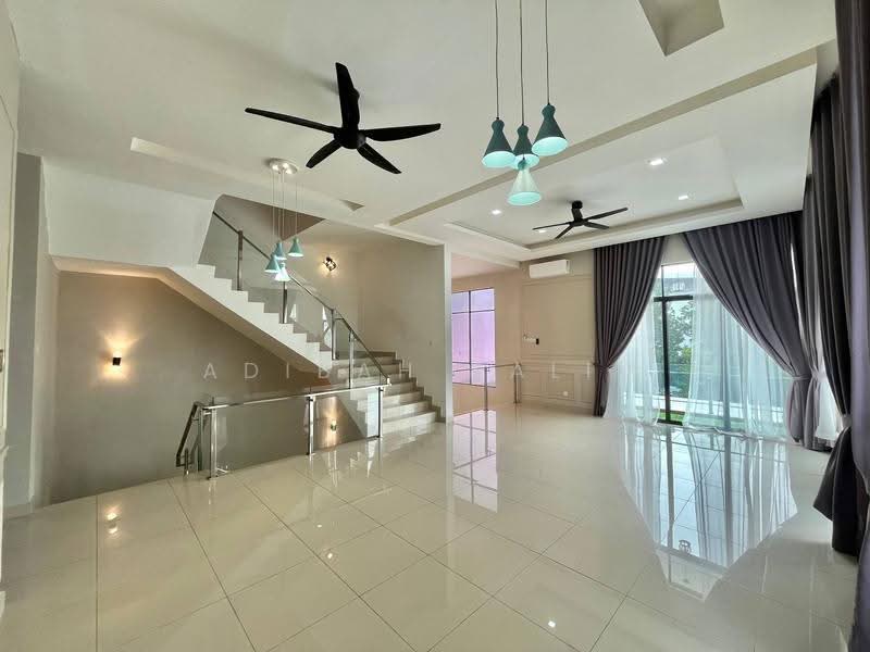 Rumah Berkembar untuk Dijual di Taman Melawati (Ulu Kelang) - Adibah Salim - Living Room - PropertyGuru.com.my