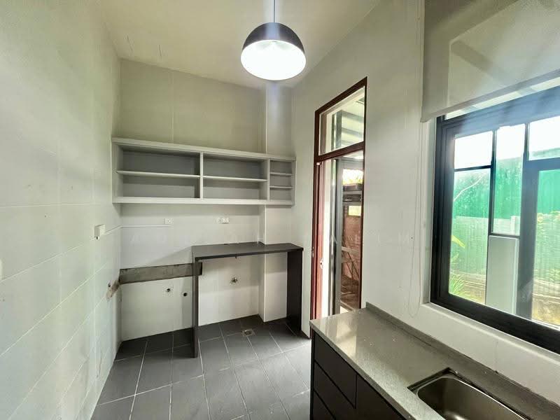 Rumah Berkembar untuk Dijual di Taman Melawati (Ulu Kelang) - Adibah Salim - Kitchen - PropertyGuru.com.my