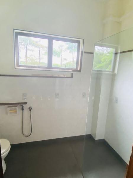 Bungalow House for Rent in Leisure Farm (Gelang Patah) - Valerie Saw - Bathroom - PropertyGuru.com.my