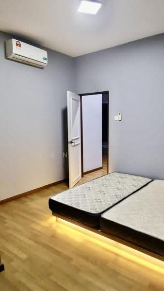 Semi-Detached House for Sale in Taman Nusa Bestari (Iskandar Puteri (Nusajaya)) - Janice . - Bedroom - PropertyGuru.com.my