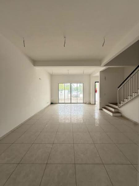 2-storey Terraced House for Rent in Rawang (Selangor) - Katherine Leong - Living Room - PropertyGuru.com.my
