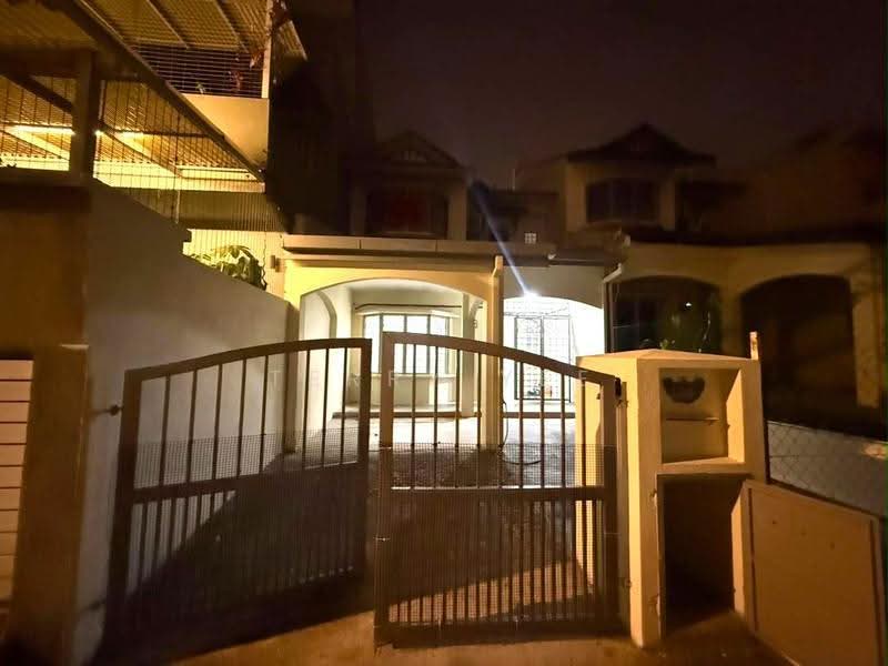 2-storey Terraced House for Sale in Subang Jaya (Selangor) - Terry Yee - Exterior - PropertyGuru.com.my