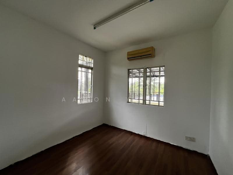 2-storey Terraced House for Sale in Taman Equine (Seri Kembangan) - Aaron Yong - Interior - PropertyGuru.com.my