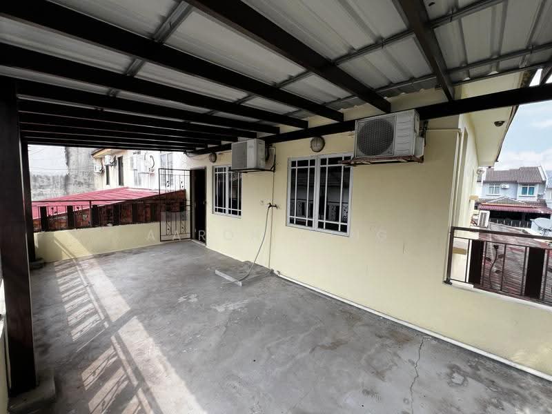 2-storey Terraced House for Sale in Taman Equine (Seri Kembangan) - Aaron Yong - Exterior - PropertyGuru.com.my