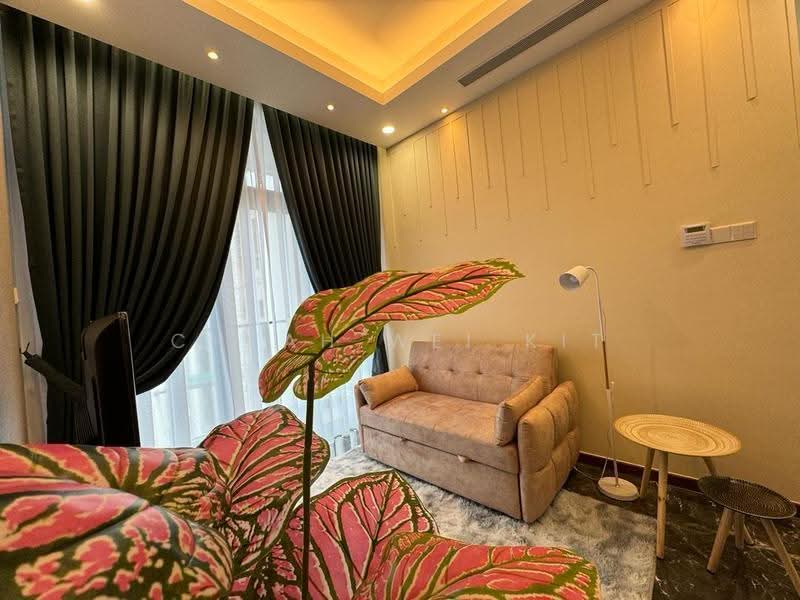 Service Residence for Sale at Royce Residence - Cheah Wei Kit - Living Room - PropertyGuru.com.my