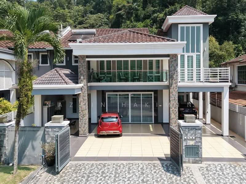Rumah Berkembar untuk Dijual di Ampang Jaya (Ampang) - Nazrin Hakimin - Exterior - PropertyGuru.com.my