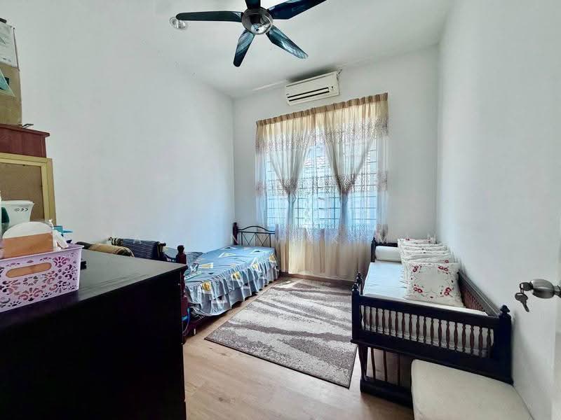 Rumah Berkembar untuk Dijual di Ampang Jaya (Ampang) - Nazrin Hakimin - Bedroom - PropertyGuru.com.my