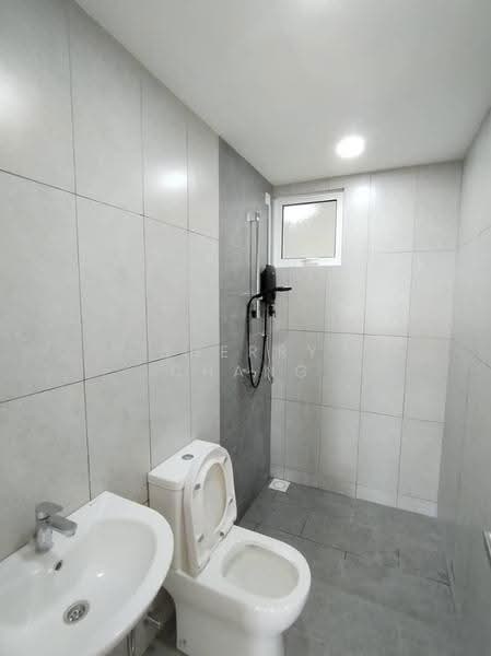 Service Residence for Sale at Tuan 2egacy - Sherry Chang - Bathroom - PropertyGuru.com.my