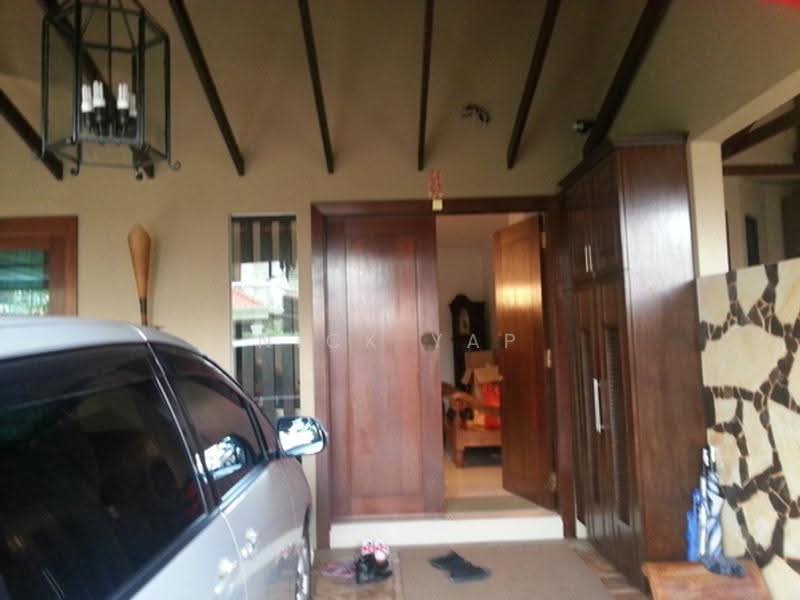 Semi-Detached House for Sale in Batu 9 (Cheras) - Nick Yap - Entrance - PropertyGuru.com.my