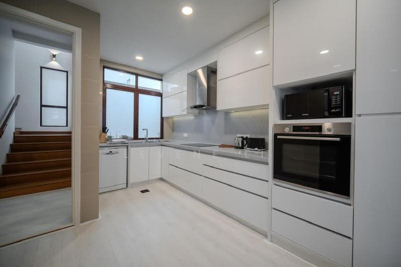 Bungalow House untuk Dijual di Mont Kiara (Kuala Lumpur) - Levene Li - Kitchen - PropertyGuru.com.my