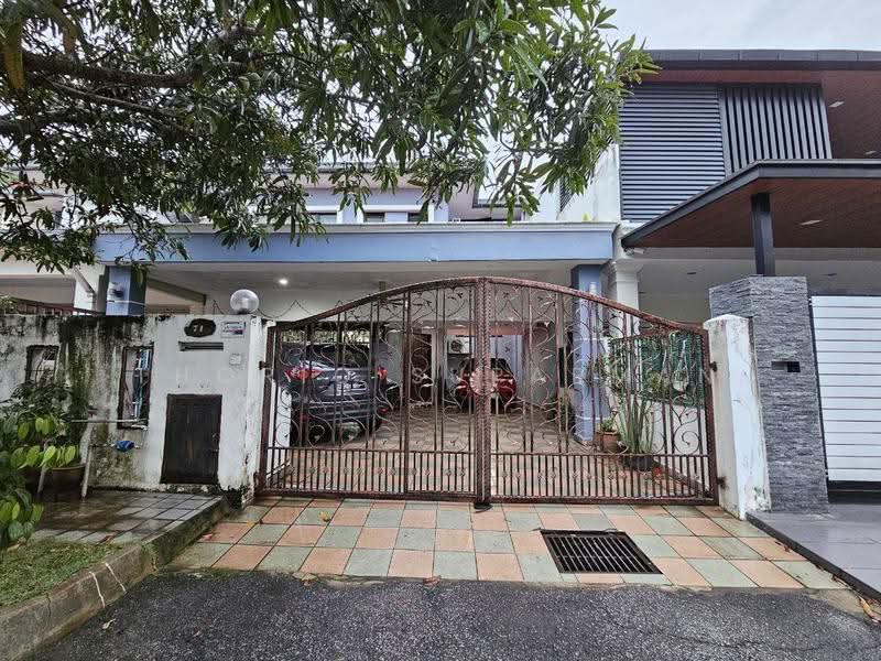 2-storey Terraced House for Sale in Ulu Kelang (Kuala Lumpur) - Thoriq Suparman - Exterior - PropertyGuru.com.my