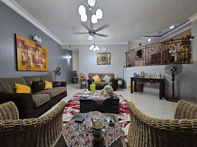 2-storey Terraced House for Sale in Ulu Kelang (Kuala Lumpur) - Thoriq Suparman - Living Room - PropertyGuru.com.my