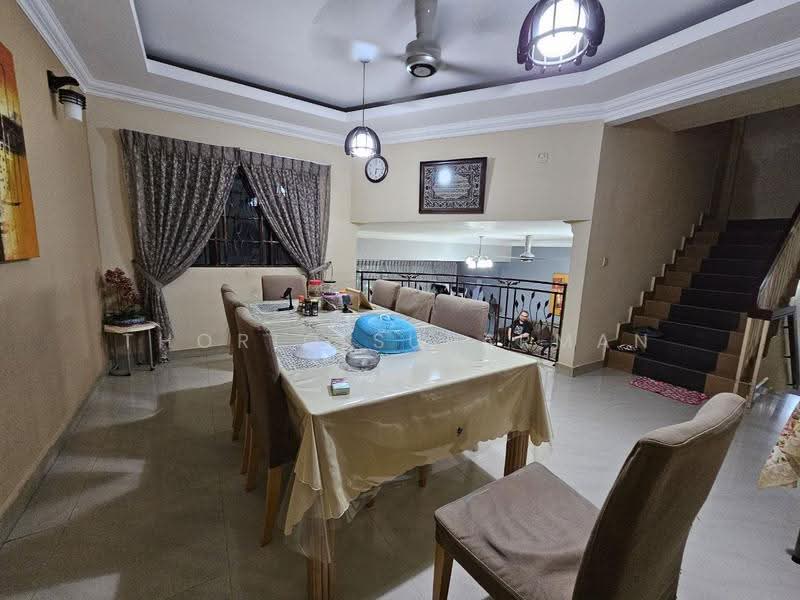 2-storey Terraced House for Sale in Ulu Kelang (Kuala Lumpur) - Thoriq Suparman - Dining Room - PropertyGuru.com.my