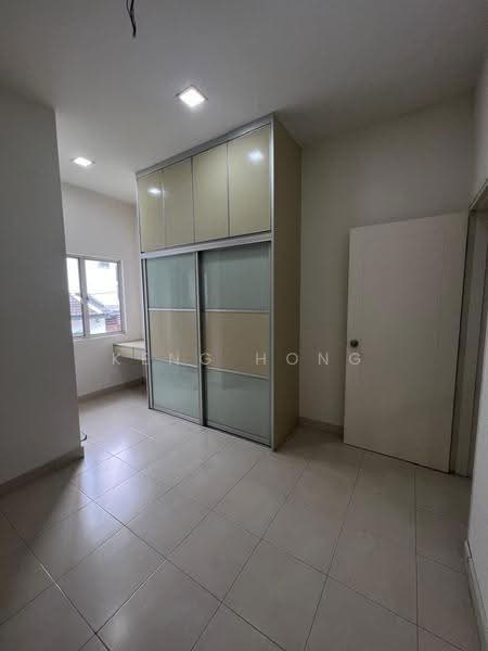 2-storey Terraced House for Rent in Bandar Seri Coalfields (Sungai Buloh) - Keng Hong - Interior - PropertyGuru.com.my